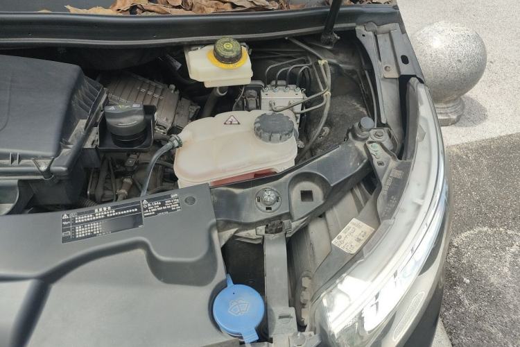 Used Mercedes-Benz V-Class 2018 V 260 L Prestige Extended Version China VI Engine Bay Left