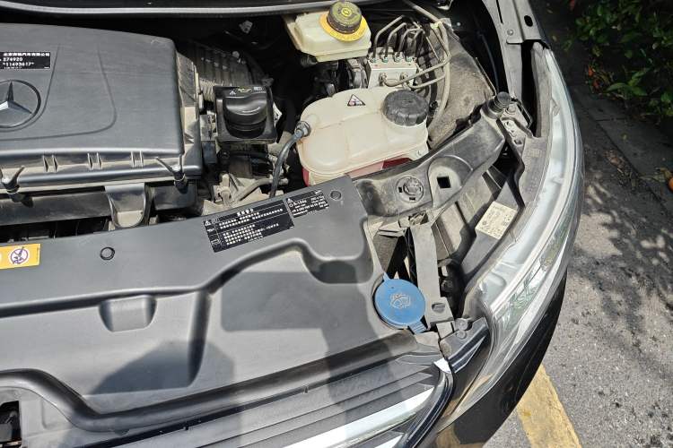 Used Mercedes-Benz V-Class 2018 V 260 L Prestige Extended Version China VI Engine Bay Left