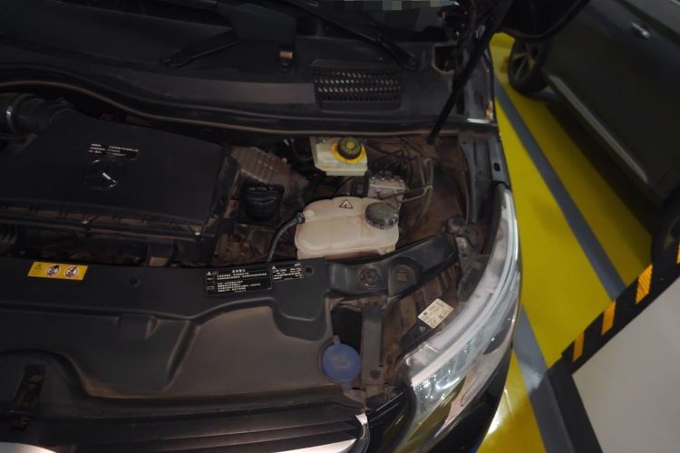 Used Mercedes-Benz V-Class 2018 V 260 Avantgarde Edition China V Engine Bay Left