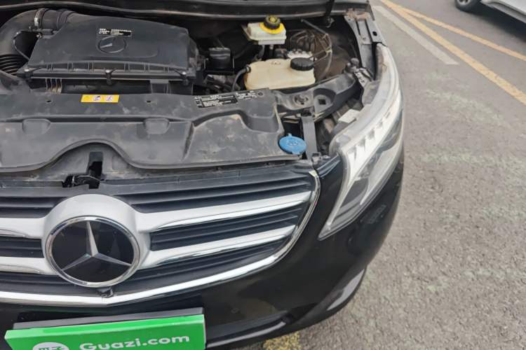 Used Mercedes-Benz V-Class 2018 V 260 L Prestige Extended Version China VI Engine Bay Left
