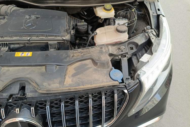 Used Mercedes-Benz V-Class 2018 V 260 L Prestige Extended Version China VI Engine Bay Left