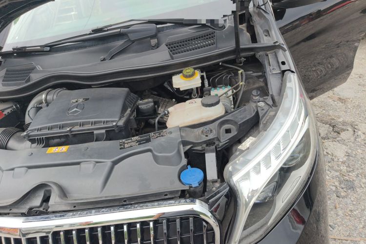 Used Mercedes-Benz V-Class 2018 V 260 Avantgarde Edition China V Engine Bay Left