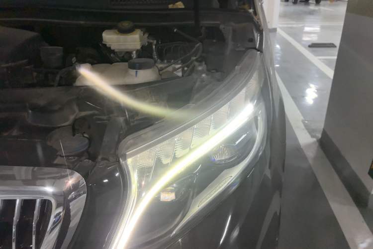 Used Mercedes-Benz V-Class 2018 V 260 Avantgarde Edition China V Engine Bay Left
