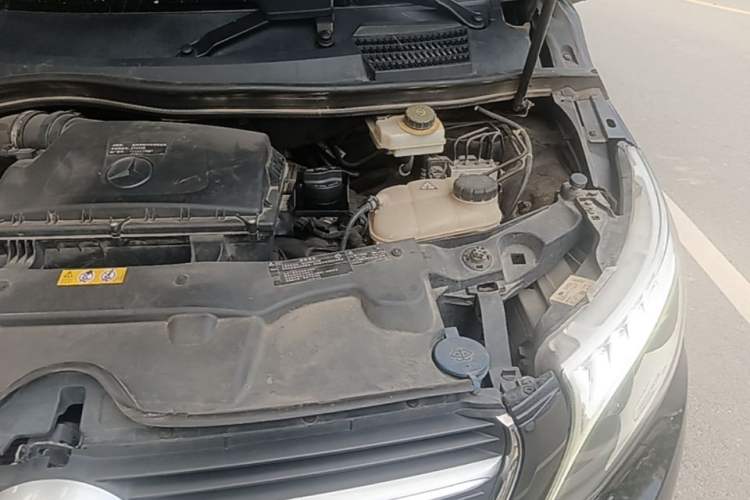 Used Mercedes-Benz V-Class 2018 V 260 L Prestige Extended Version China V Engine Bay Left
