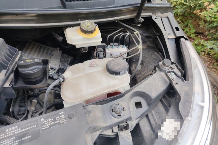 Used Mercedes-Benz V-Class 2018 V 260 Avantgarde Edition China V Engine Bay Left