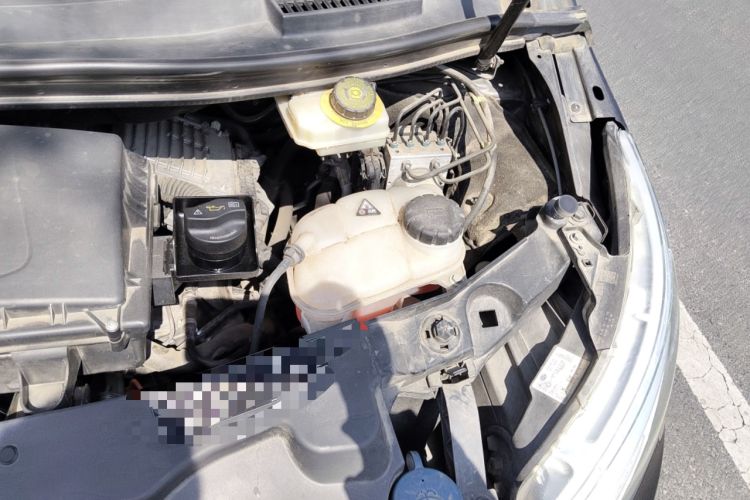 Used Mercedes-Benz V-Class 2018 V 260 L Prestige Extended Version China VI Engine Bay Left