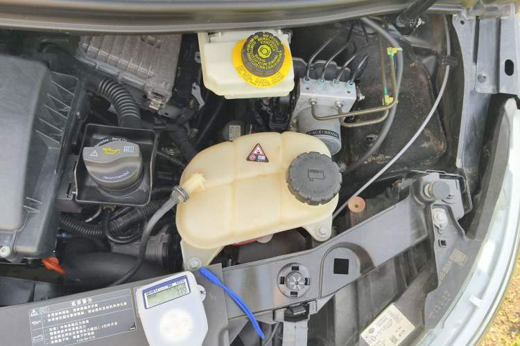 Used Mercedes-Benz V-Class 2018 V 260 L Prestige Extended Version China V Engine Bay Left