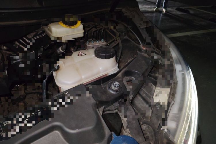 Used Mercedes-Benz V-Class 2018 V 260 Prestige Edition China V Engine Bay Left