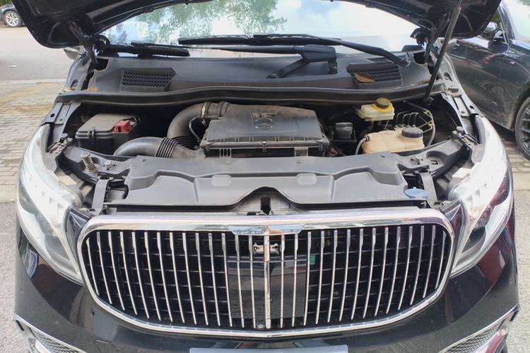 Used Mercedes-Benz V-Class 2018 V 260 Prestige Edition China VI Engine Bay