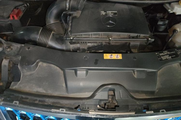 Used Mercedes-Benz V-Class 2018 V 260 Avantgarde Edition China VI Engine Bay