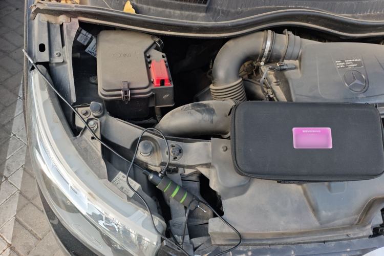 Used Mercedes-Benz V-Class 2018 V 260 Prestige Edition China VI Engine Bay Right
