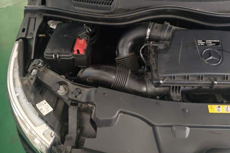 Used Mercedes-Benz V-Class 2018 V 260 L Prestige Extended Version China V Engine Bay Right
