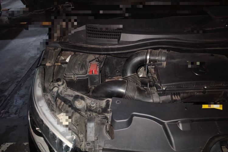 Used Mercedes-Benz V-Class 2018 V 260 Prestige Edition China VI Engine Bay Right