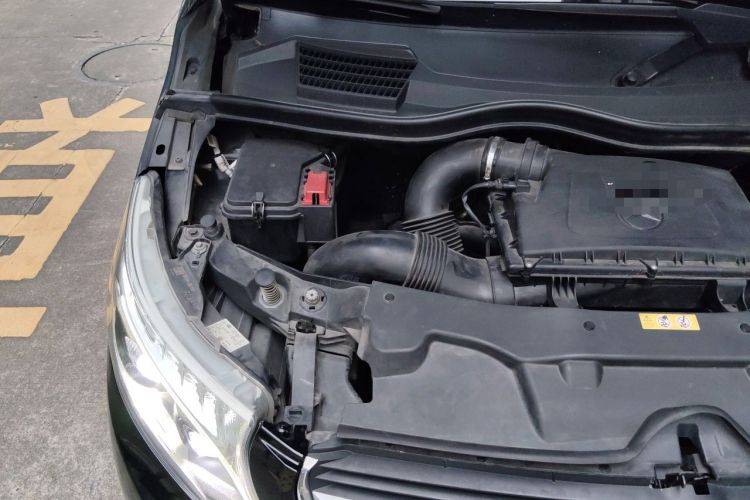 Used Mercedes-Benz V-Class 2018 V 260 Prestige Edition China VI Engine Bay Right