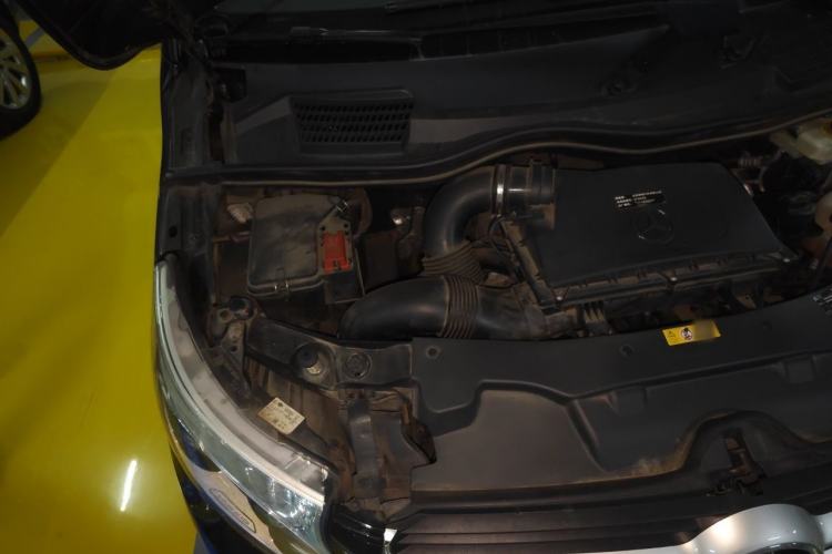 Used Mercedes-Benz V-Class 2018 V 260 Avantgarde Edition China V Engine Bay Right