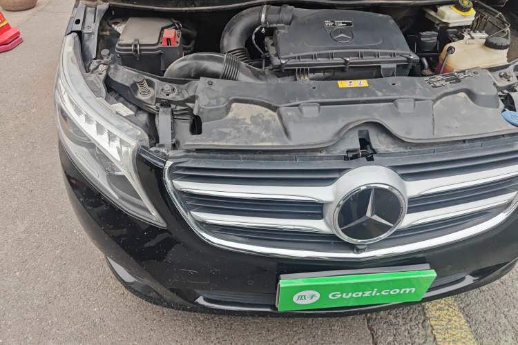 Used Mercedes-Benz V-Class 2018 V 260 L Prestige Extended Version China VI Engine Bay Right