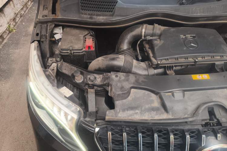Used Mercedes-Benz V-Class 2018 V 260 L Prestige Extended Version China VI Engine Bay Right