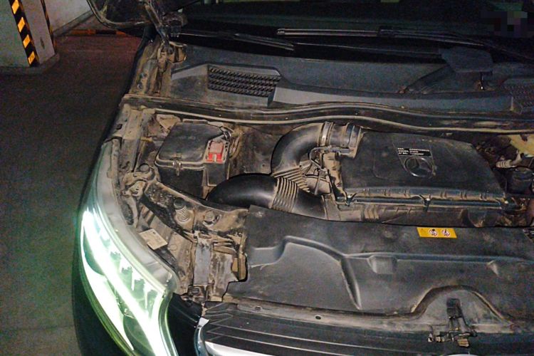 Used Mercedes-Benz V-Class 2018 V 260 Prestige Edition China V Engine Bay Right