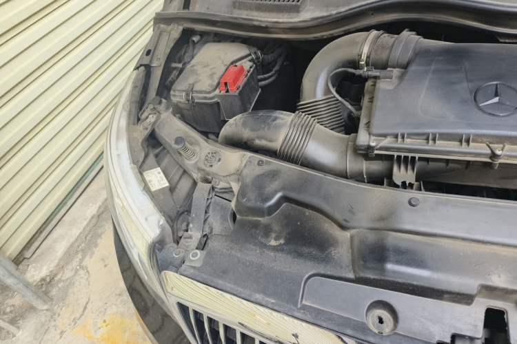 Used Mercedes-Benz V-Class 2018 V 260 L Prestige Extended Version China V Engine Bay Right