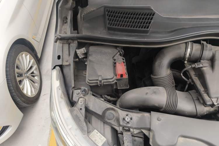 Used Mercedes-Benz V-Class 2018 V 260 Prestige Edition China VI Engine Bay Right