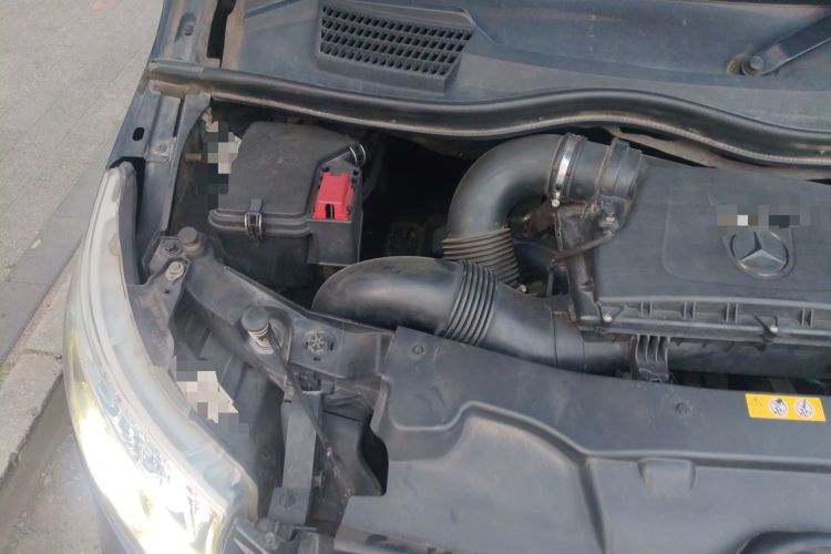 Used Mercedes-Benz V-Class 2018 V 260 Avantgarde Edition China VI Engine Bay Right