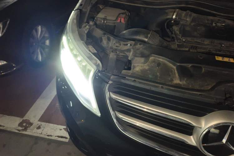 Used Mercedes-Benz V-Class 2018 V 260 L Prestige Extended Version China V Engine Bay Right