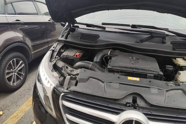 Used Mercedes-Benz V-Class 2018 V 260 Prestige Edition China VI Engine Bay Right