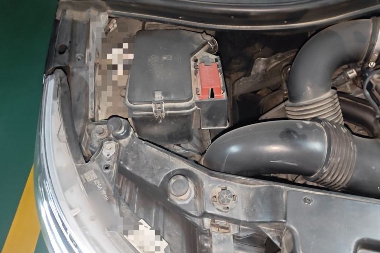 Used Mercedes-Benz V-Class 2018 V 260 L Prestige Extended Version China VI Engine Bay Right