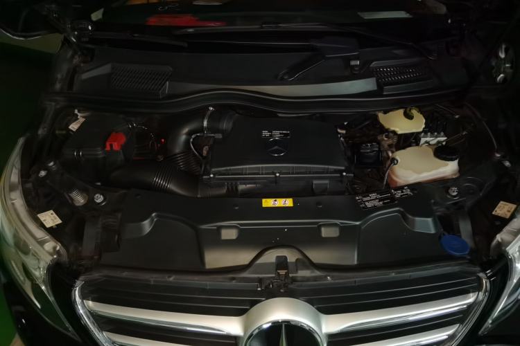 Used Mercedes-Benz V-Class 2018 V 260 L Prestige Extended Version China VI Engine Bay