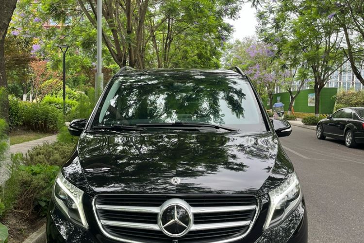 Used Mercedes-Benz V-Class 2018 V 260 Prestige Edition China VI Exterior 1