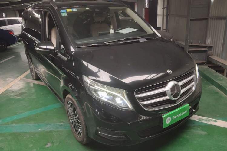 Used Mercedes-Benz V-Class 2018 V 260 Prestige Edition China VI Exterior 1