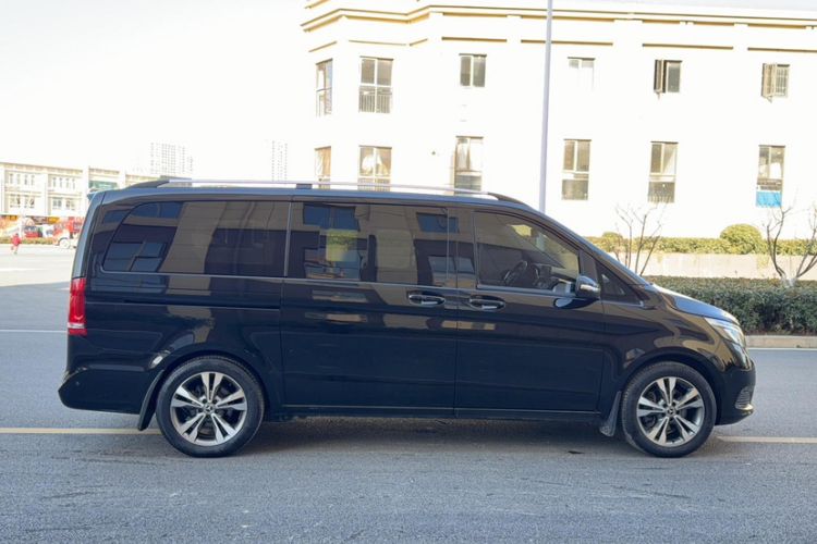 Used Mercedes-Benz V-Class 2018 V 260 Avantgarde Edition China VI Exterior 2