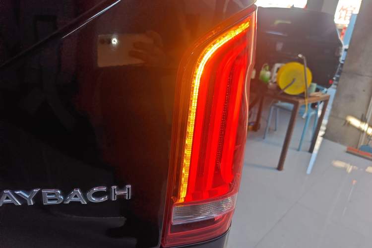 Used Mercedes-Benz V-Class 2018 V 260 L Prestige Extended Version China VI Exterior 3