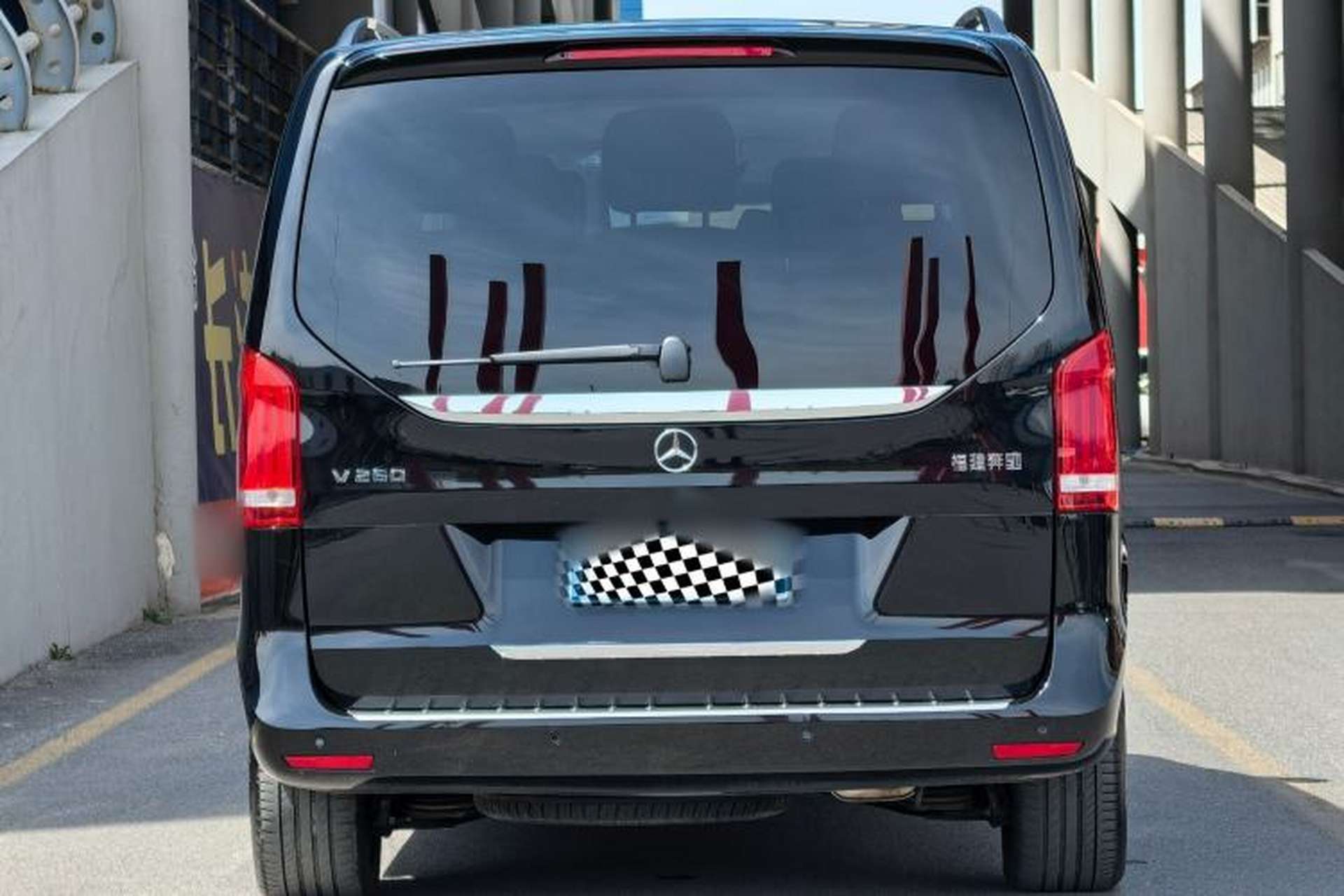 Used Mercedes-Benz V-Class 2018 V 260 Avantgarde Edition China VI Exterior 3