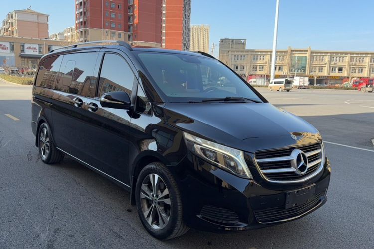 Used Mercedes-Benz V-Class 2018 V 260 Avantgarde Edition China VI Exterior 3