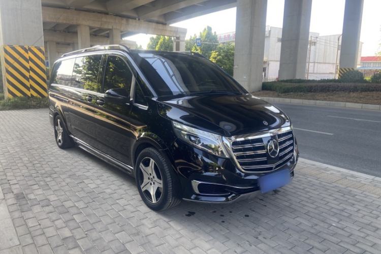 Used Mercedes-Benz V-Class 2018 V250 2.0T Middle East Version Exterior 4