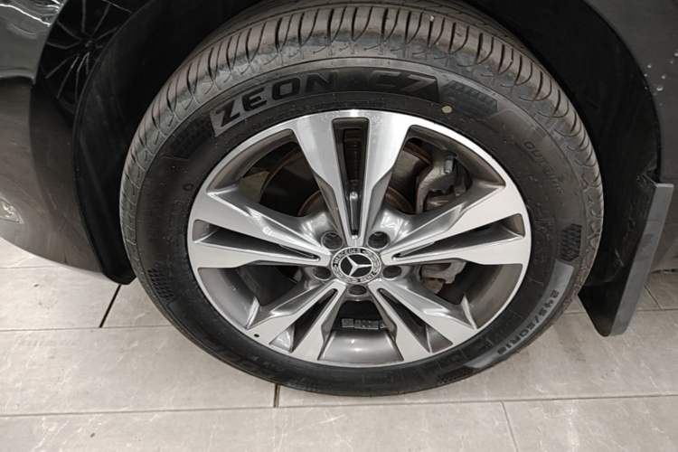 Used Mercedes-Benz V-Class 2018 V 260 Avantgarde Edition China V Exterior 4