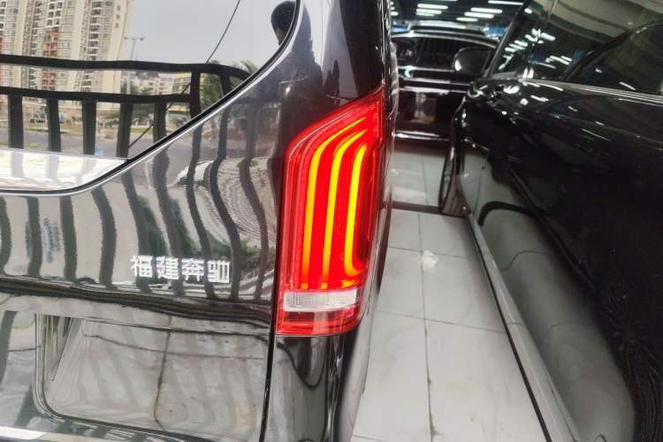 Used Mercedes-Benz V-Class 2018 V 260 Prestige Edition China VI Exterior 6