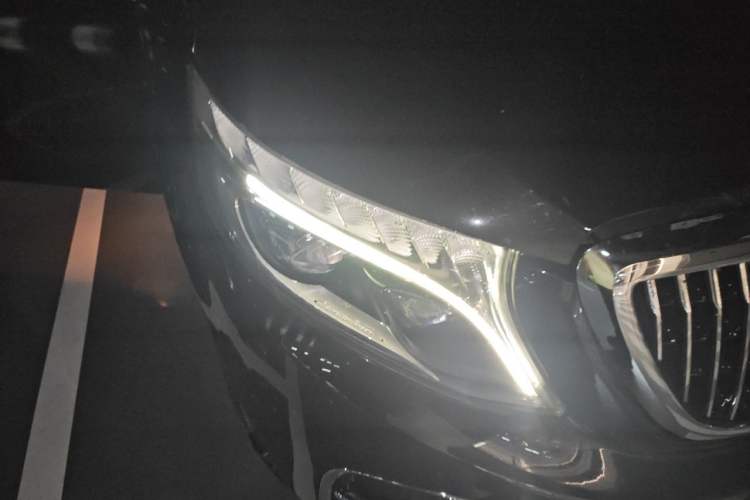 Used Mercedes-Benz V-Class 2018 V 260 L Prestige Extended Version China VI Exterior 6
