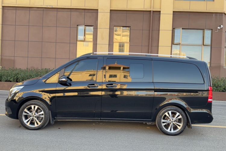 Used Mercedes-Benz V-Class 2018 V 260 Avantgarde Edition China VI Exterior 6