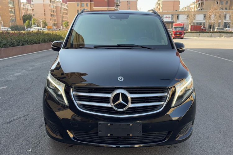 Used Mercedes-Benz V-Class 2018 V 260 Avantgarde Edition China VI Exterior 9
