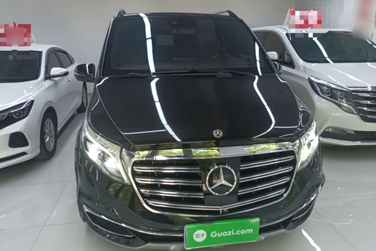 Used Mercedes-Benz V-Class 2018 V250 2.0T Middle East Version Front