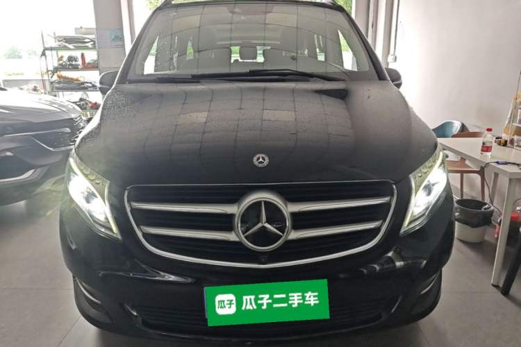 Used Mercedes-Benz V-Class 2018 V 260 L Prestige Extended Version China VI Front