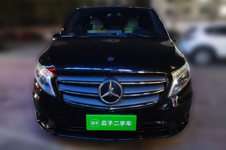Used Mercedes-Benz V-Class  Front