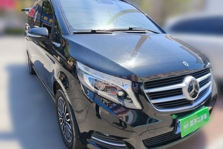 Used Mercedes-Benz V-Class 2018 V 260 L Prestige Extended Version China V Front Right 45 Deg