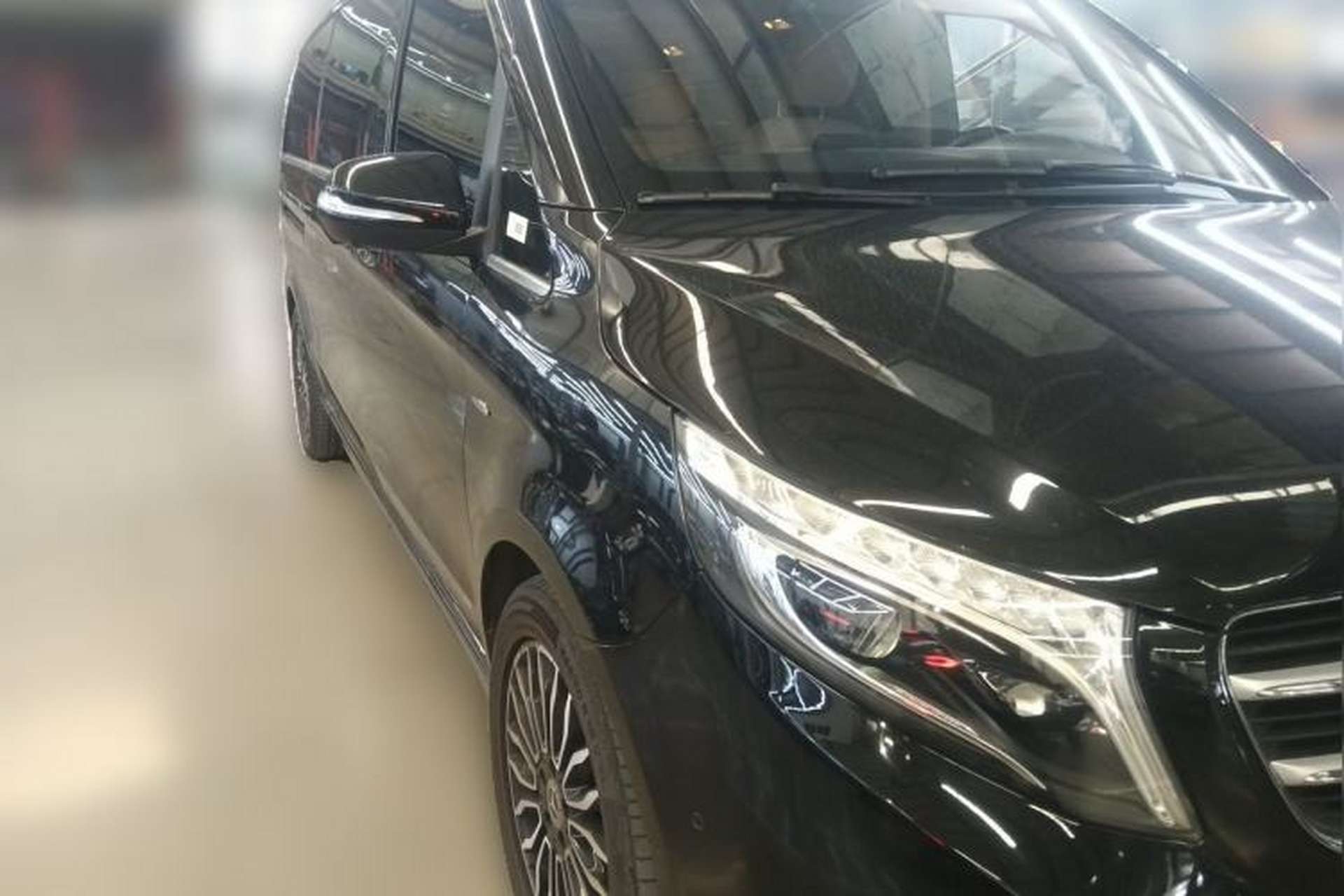 Used Mercedes-Benz V-Class 2018 V 260 L Prestige Extended Version China VI Front Right 45 Deg