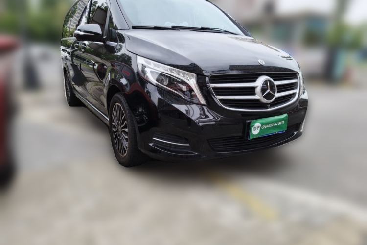 Used Mercedes-Benz V-Class 2018 V 260 Prestige Edition China VI Front Right 45 Deg