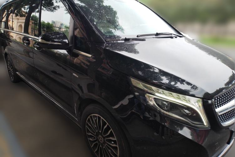 Used Mercedes-Benz V-Class 2018 V 260 L Prestige Extended Version China VI Front Right 45 Deg