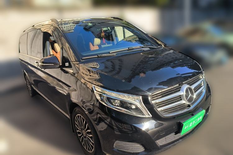 Used Mercedes-Benz V-Class 2018 V 260 L Prestige Extended Version China V Front Right 45 Deg