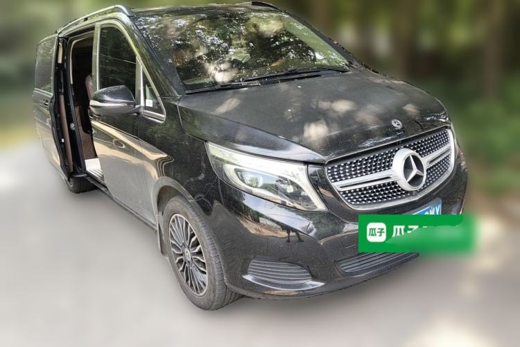Used Mercedes-Benz V-Class 2018 V 260 Avantgarde Edition China VI Front Right 45 Deg
